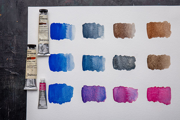 群青藍色光水彩（從上到下）暗褐色、紅棕色和永久玫瑰